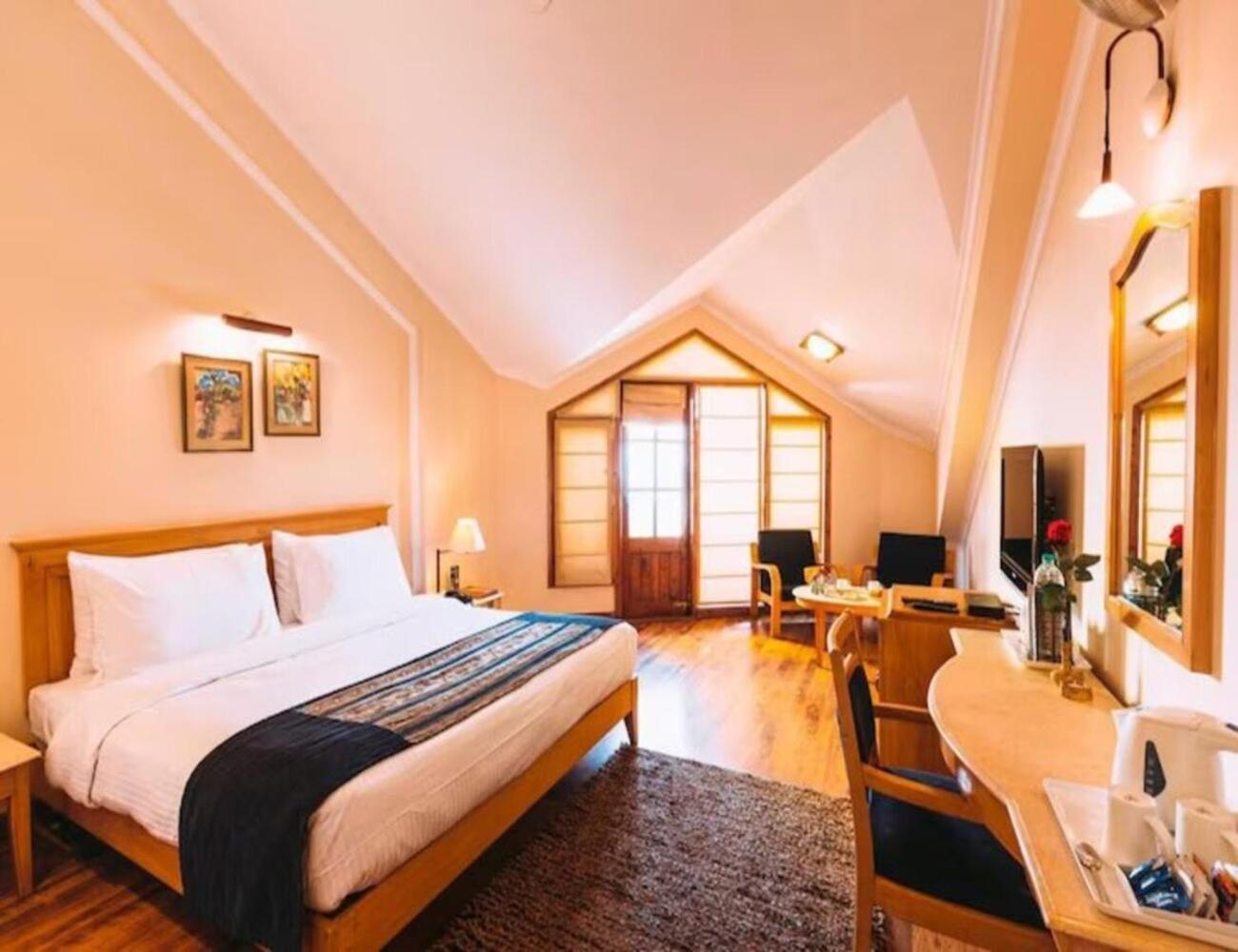 Hotel Willow Banks - Boutique 4 Star Hotel On The Mall Road Shimla Luaran gambar