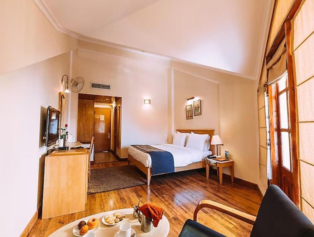 Hotel Willow Banks - Boutique 4 Star Hotel On The Mall Road Shimla Luaran gambar