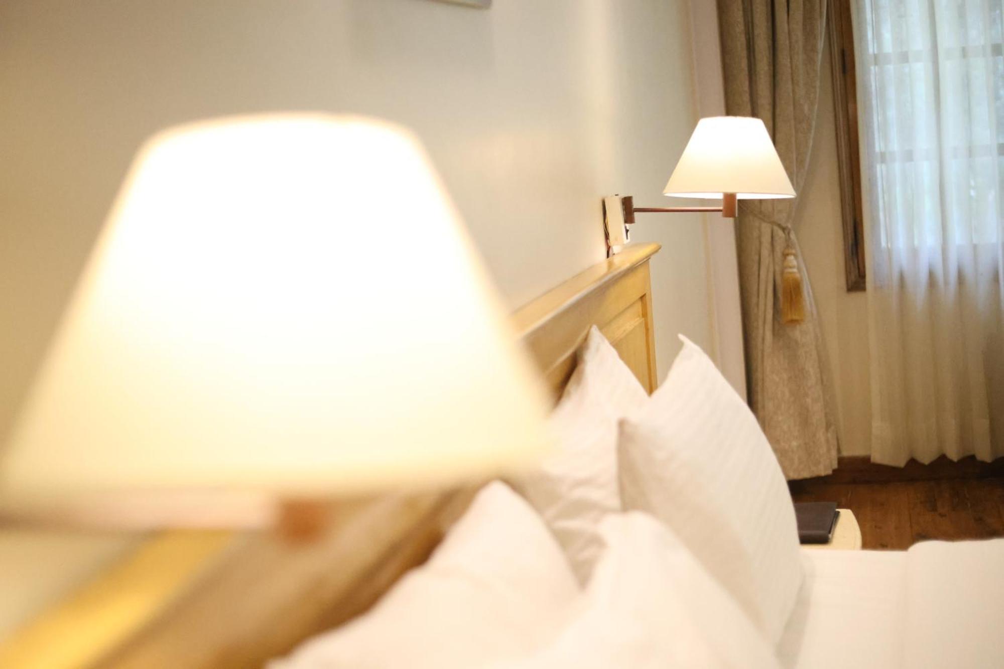 Hotel Willow Banks - Boutique 4 Star Hotel On The Mall Road Shimla Luaran gambar