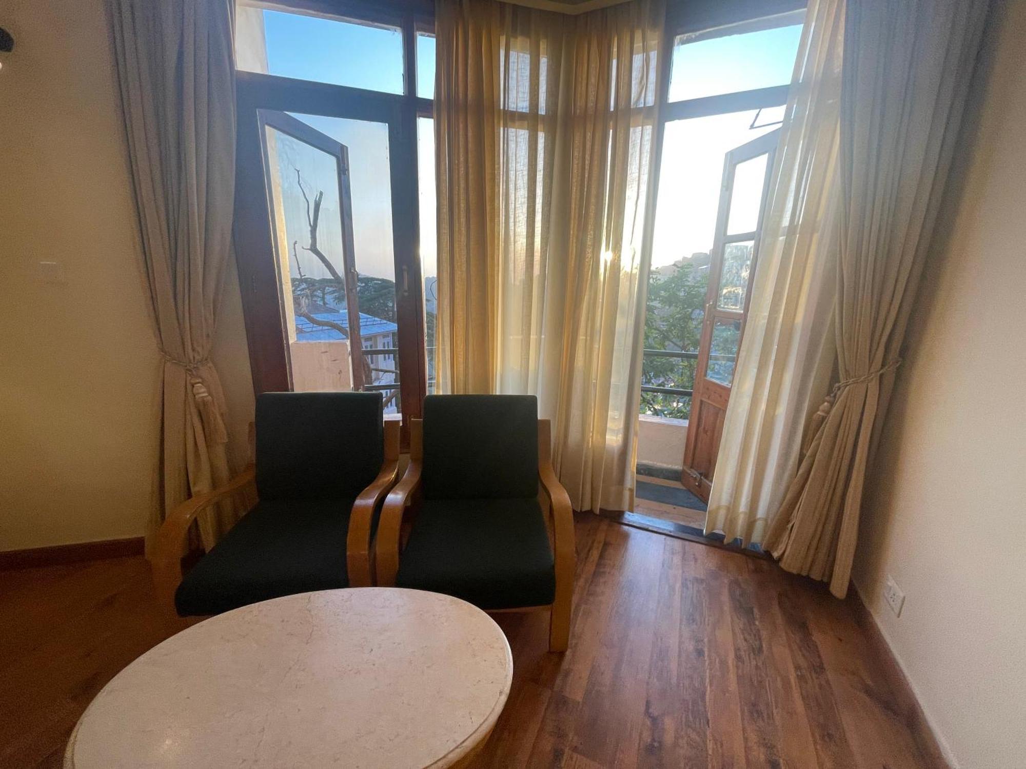 Hotel Willow Banks - Boutique 4 Star Hotel On The Mall Road Shimla Luaran gambar